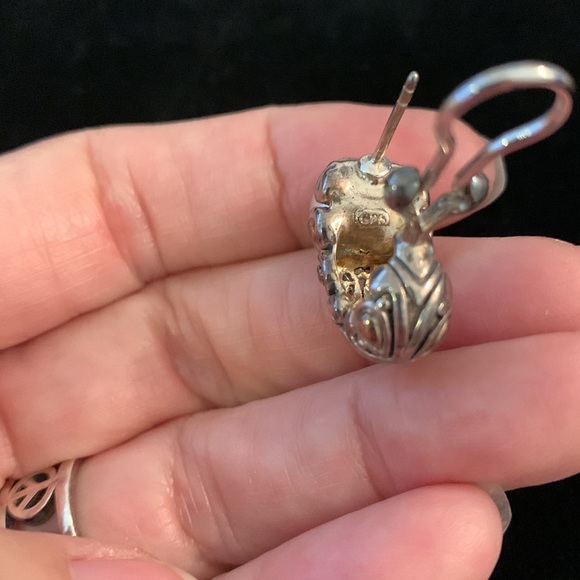 925 Sterling Silver Pearl Earrings Scroll Detail - Picture 13 of 14